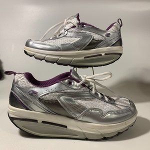 Sneaker Shape-ups Platform Size 8.5